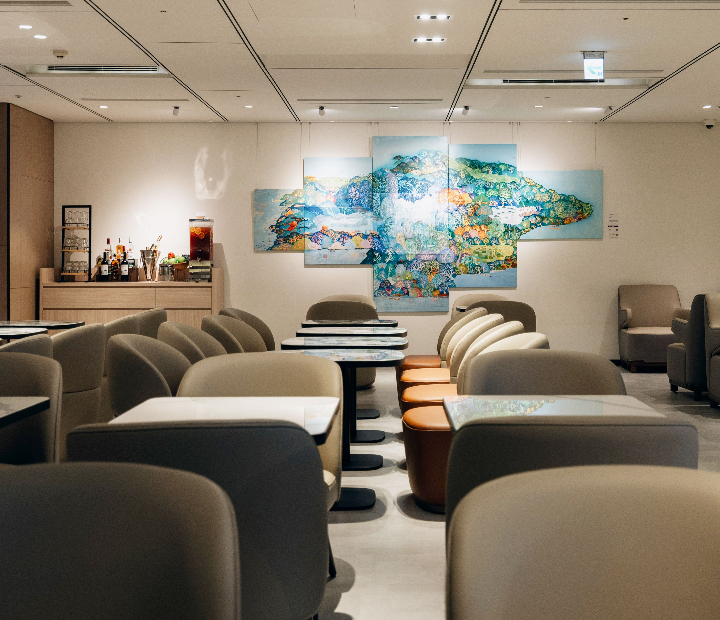 Dining Area 02 - Plaza Premium Lounge T2A