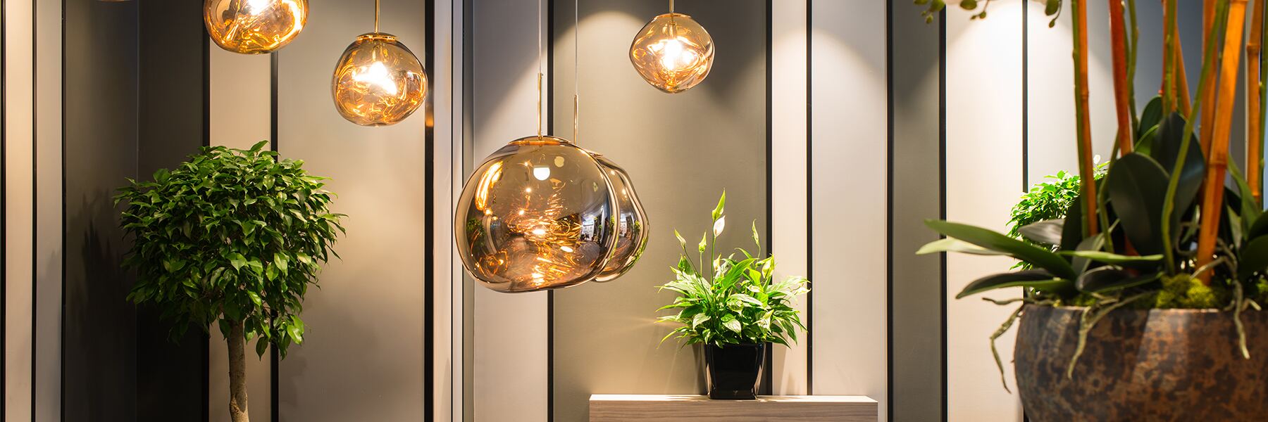 Reception of Aerotel London Heathrow Airport Hotel Terminal 3