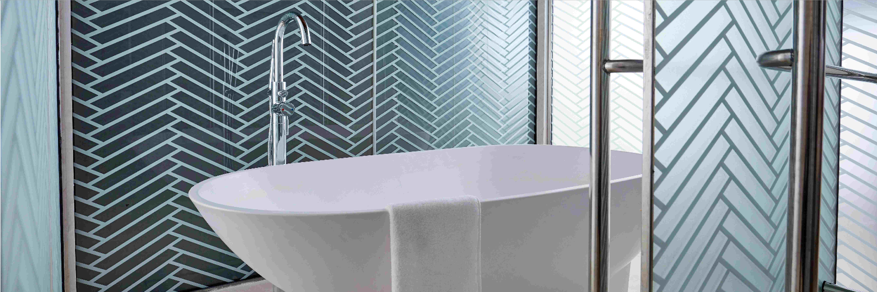 MCT_Flight-Club_Bathroom_1800x600.jpg