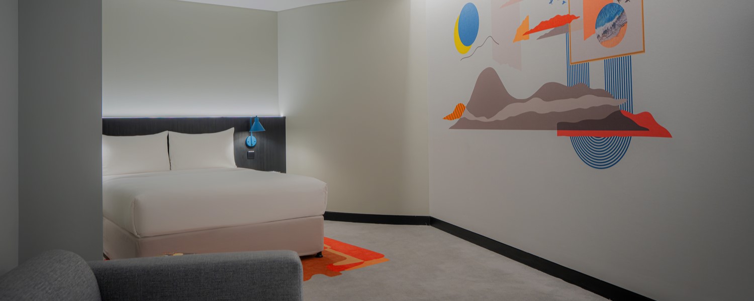 Family-Room-1-1500x600.jpg